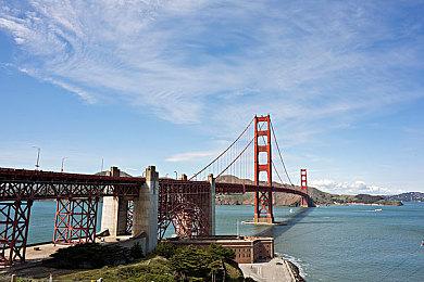 《赛博朋克2077》PS4 Pro和Switch 2画面对比